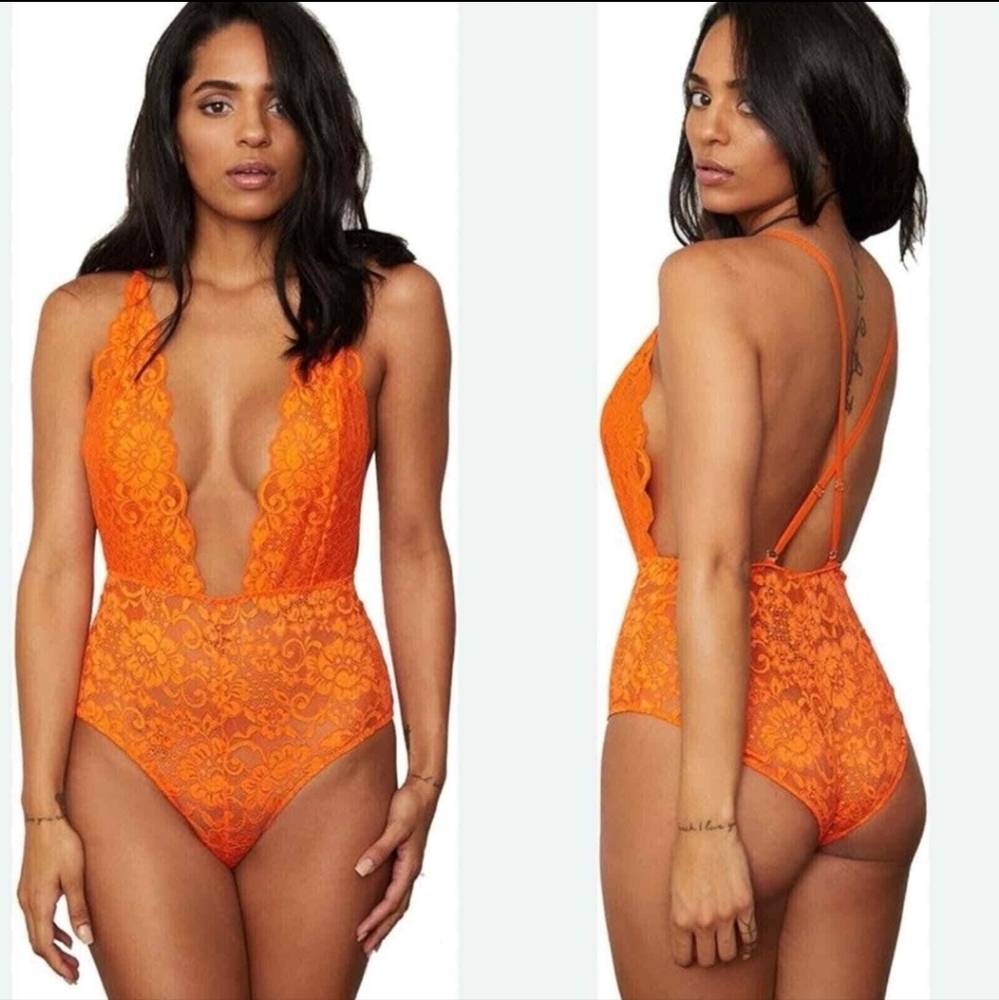 Comin' in HAHt Free People Lace Bodysuit XS NWT